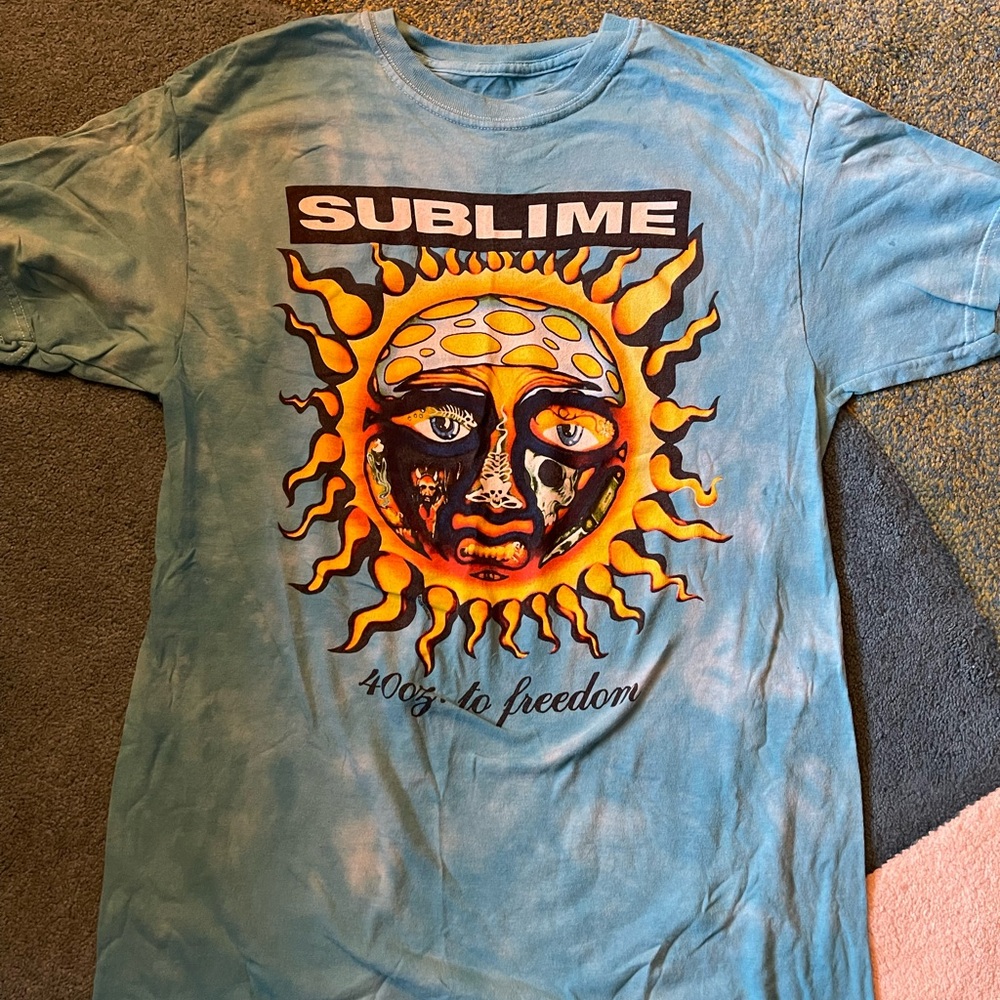 Sublime Graphic Tee with Sun Design